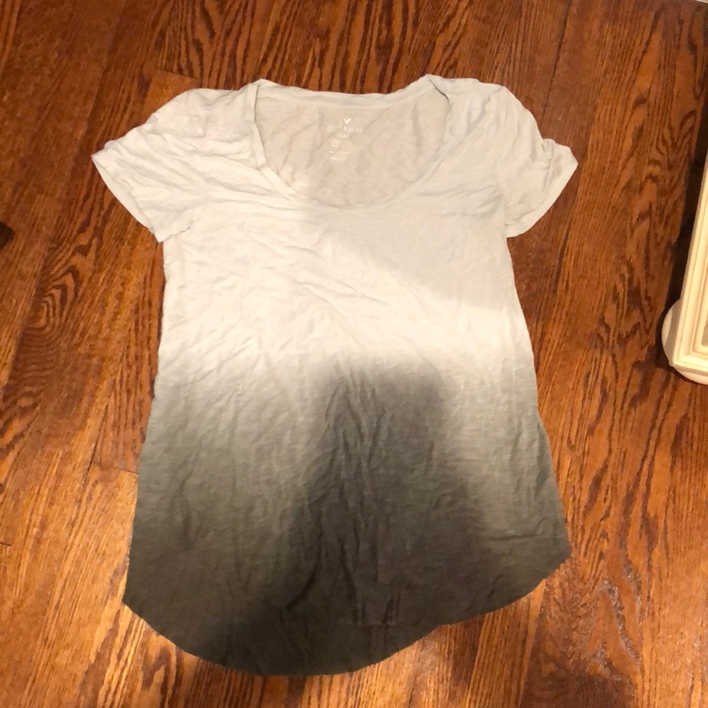 American Eagle gradient t-shirt